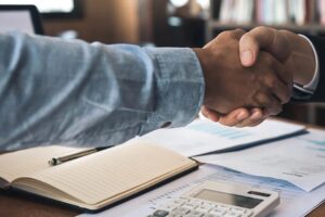 Read more about the article How to Win Salary Negotiations